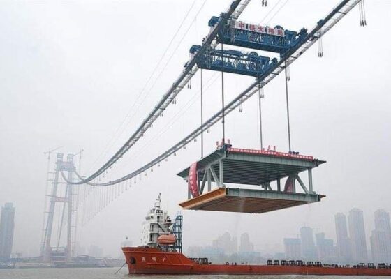 اطول جسر معلق بطبقتين في العالم في الصين